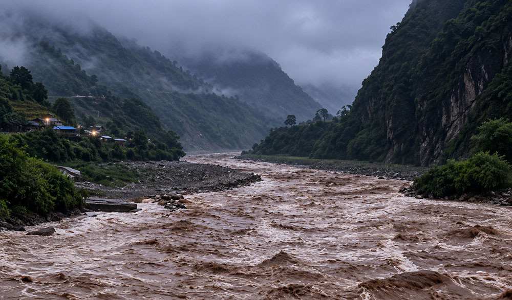 रसुवा र नुवाकोट भएर बहने नदीमा आज आकस्मिक बाढीको सम्भावना, उच्च सतर्कता अपनाउन आग्रह