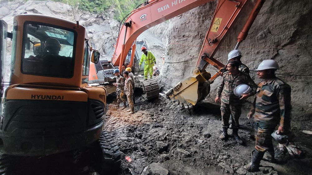 चिलिमे सुरुङ उद्धारमा महत्वपूर्ण प्रगति, सुरुङ प्रवेशमार्ग खुल्यो