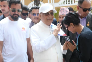 एमालेको केन्द्रीय कमिटीको बैठक शुरु हुदै, ओलीले राजनीतिक प्रतिवेदन पेश गर्ने