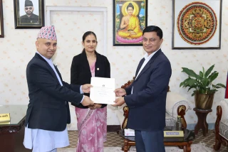 नतिजामुखी कार्यसम्पादनमा जोडदिदै महिला, बालबालिका मन्त्रालयका सचिव–सहसचिवसँग सम्झौता