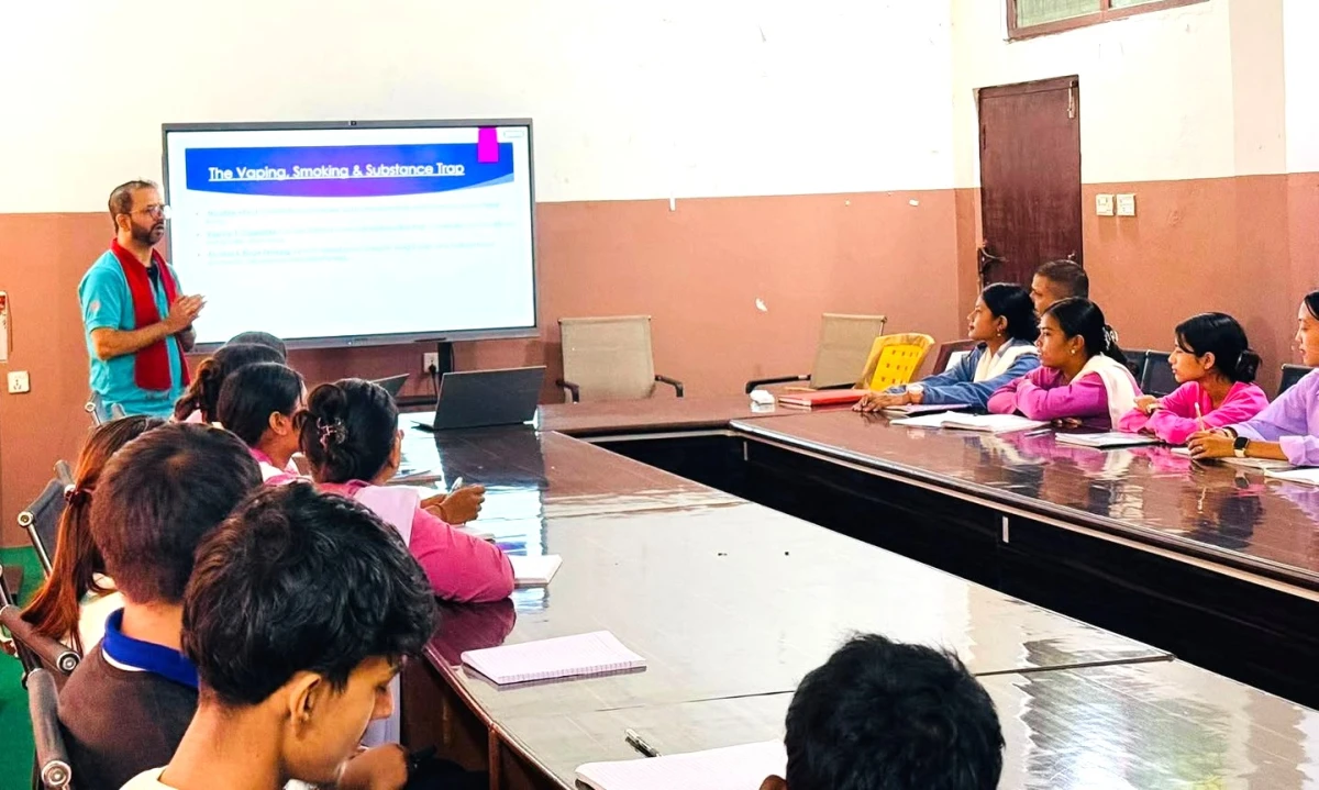रोटरी क्लब अफ देवदहद्वारा १० लाख बराबरको विपद् राहत सामग्री हस्तान्तरण